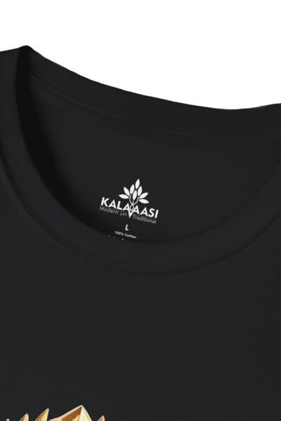 Front Collar Closeup 1